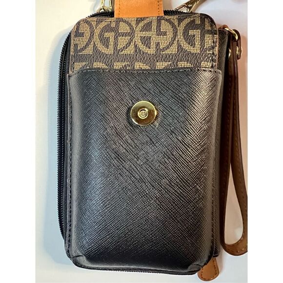 GIANI BERNINI Block Signature Wallet On A String, Created For Macy's - Picture 2 of 8